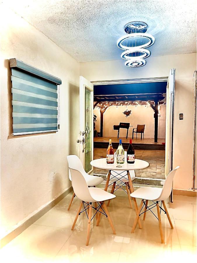 La Casa De Mickey Apartment ซิวดัด ฮัวเรซ ภายนอก รูปภาพ