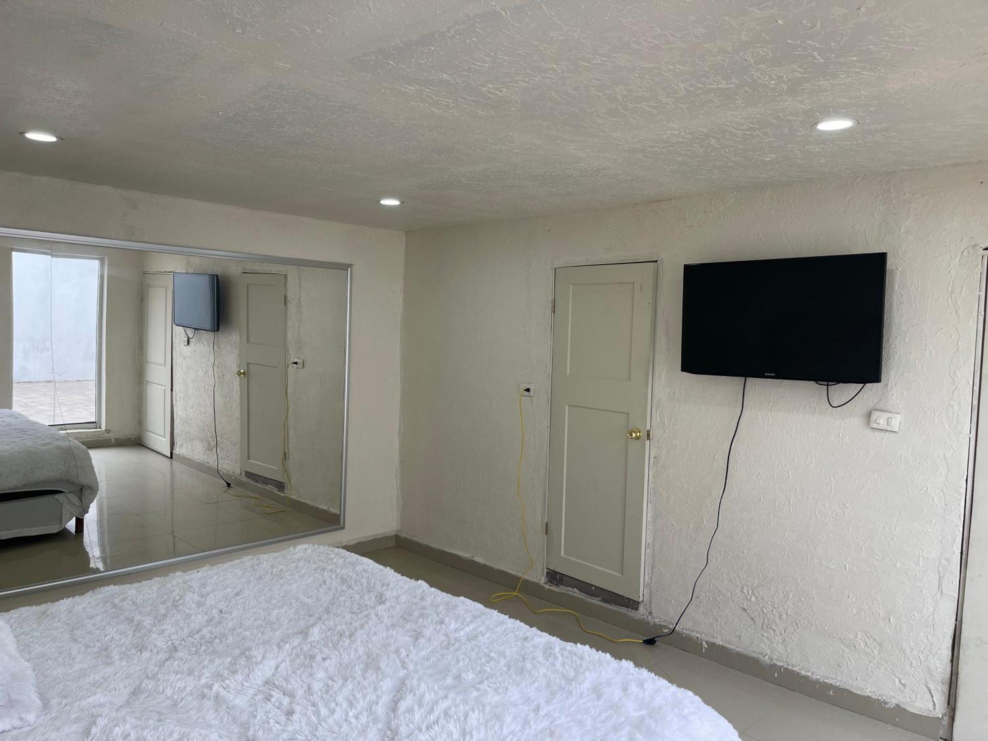 La Casa De Mickey Apartment ซิวดัด ฮัวเรซ ภายนอก รูปภาพ